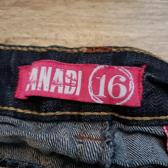 Zanadi Jewel Studded Whisker Fade Cut Off Jean Shorts 16 - Picture 5 of 6